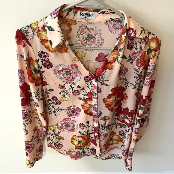 Women's Express Portofino Slim Fit Floral Blouse. Size XS. - Picture 1 of 3